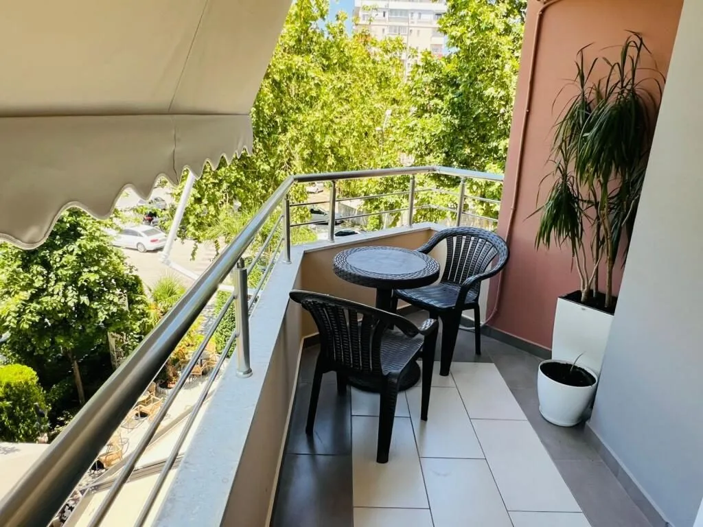 Apartament 1+1 me qera në Rruga Gjergj Arianiti, Vlorë, 62 m². Foto 1 nga 9