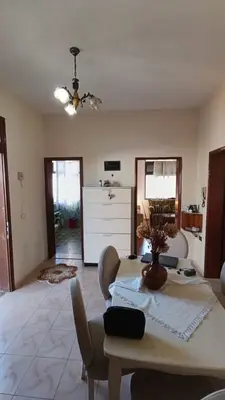 Apartament 2+1 me qera në Vilat Gjermane, Tiranë, 70 m². Foto 3 nga 6