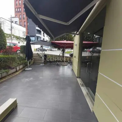 Ambient biznesi në shitje në Qyteti Studenti, Tiranë, 100 m². Foto 2 nga 2