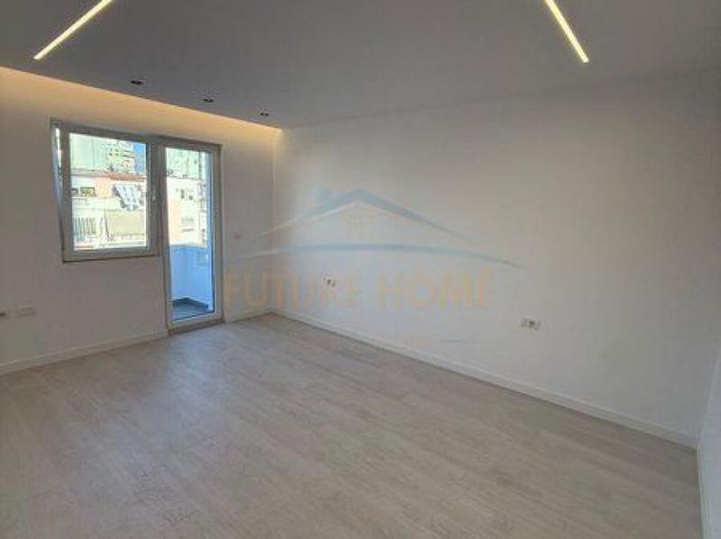 Apartment 2+1 for sale in Vasil Shanto, Tirana, 66 m²