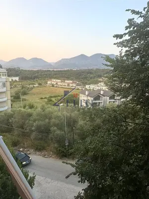 Apartament 2+1 me qera në Liqeni i Thatë, Tiranë, 120 m². Foto 10 nga 11