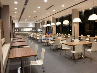 Locale in affitto ad Autostrada Thumanë - Kashar, Croia, 1.050 m². Foto 3 di 4