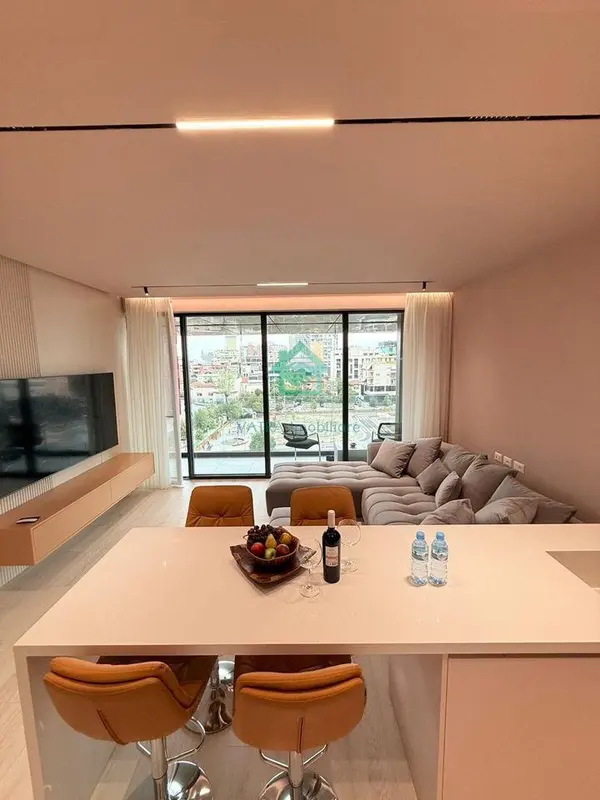Apartament 1+1 me qera në Vertical Forest, Tiranë, 95 m²