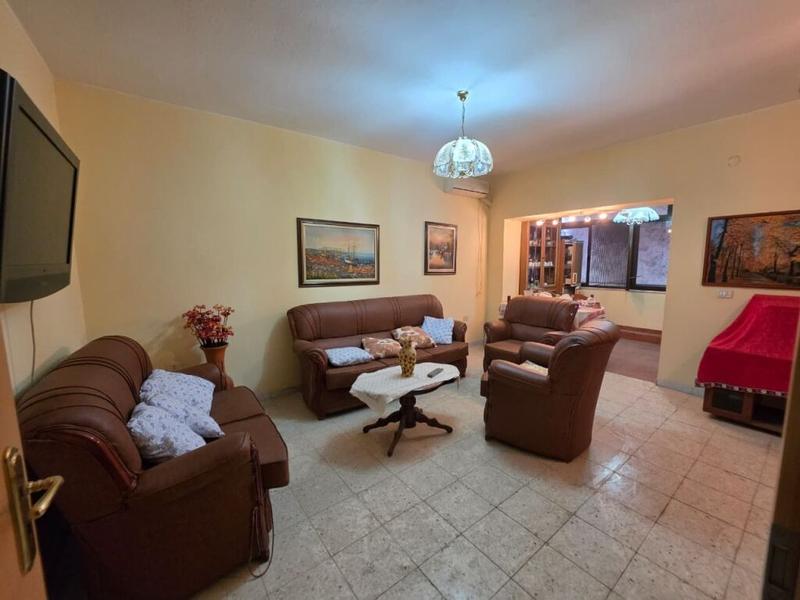 Appartamento 2+1 in vendita a Rruga Ali Visha, Tirana, 85 m²