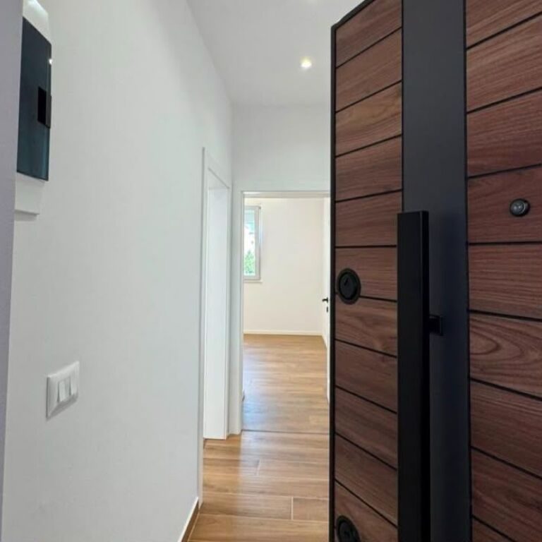 Apartament 2+1 në shitje në Selvia, Tiranë, 65 m². Foto 1 nga 4