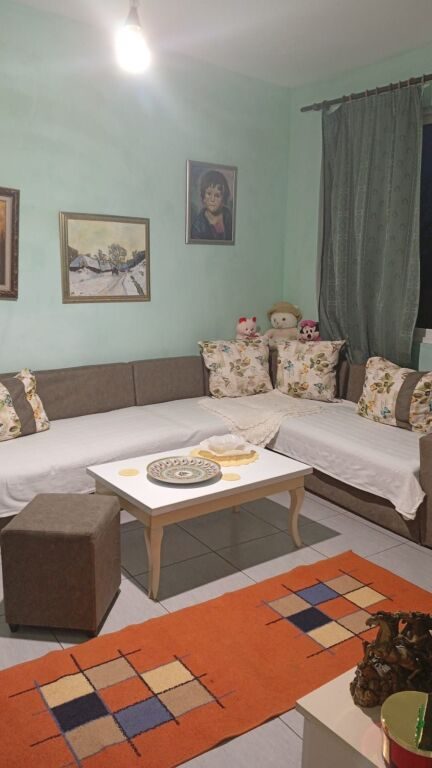 Shtëpi private 2+1 me qera në Bashkia Durrës Njësia 3, Durrës, 80 m². Foto 1 nga 6