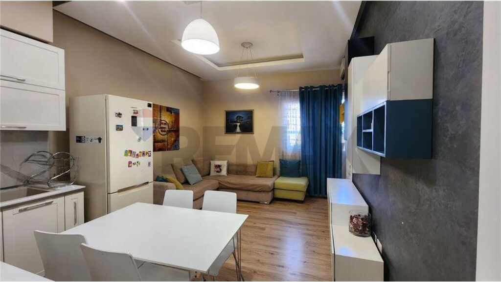 Apartment for sale in Ali Demi, Tirana, 67 m². Photo 2 of 3