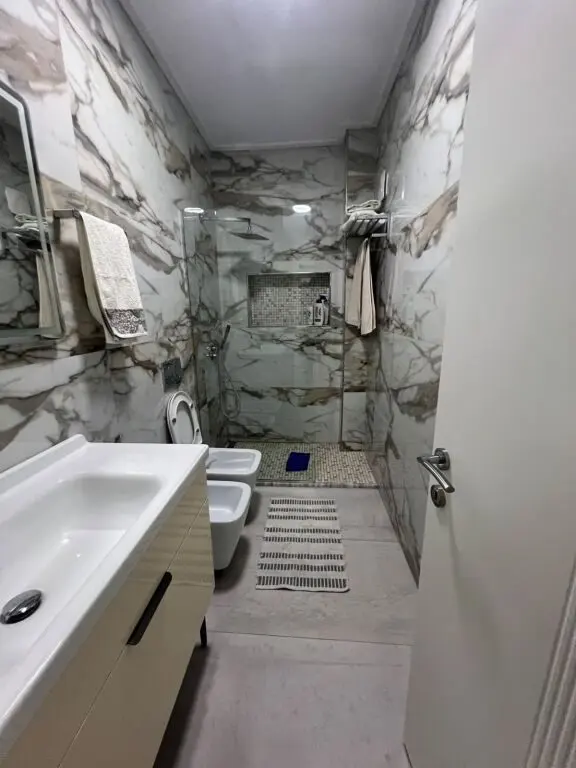 Appartamento 2+1 in affitto a Rruga Dervish Hatixhe, Tirana, 100 m²