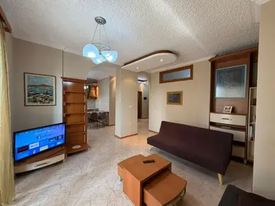 Apartament 2+1 me qera në Rruga e Kosovarëve, Tiranë, 92 m². Foto 3 nga 10