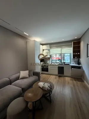 Apartament 2+1 në shitje në Komuna e Parisit, Tiranë, 79 m². Foto 2 nga 11