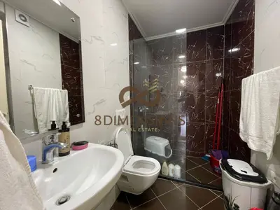 Apartament 3+1 në shitje në Kopshti Botanik Zoologjik, Tiranë, 180 m². Foto 12 nga 12