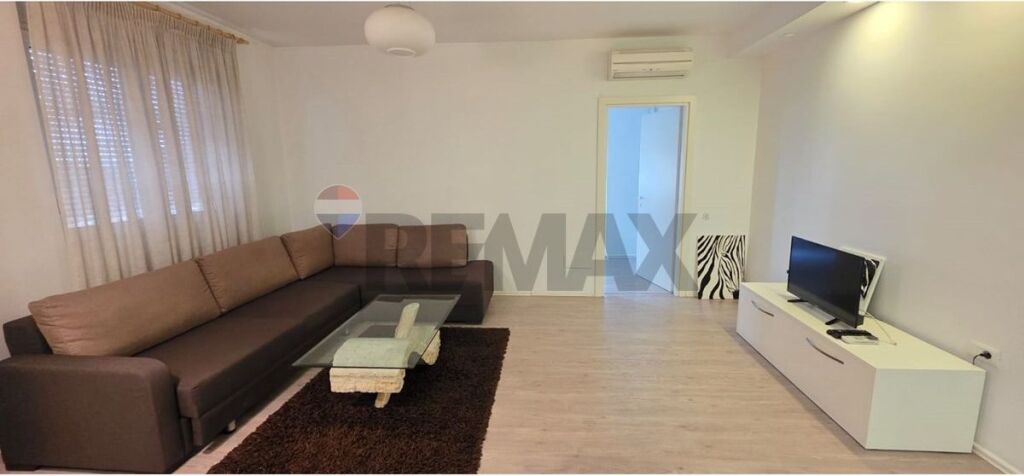 Apartment for sale in Kodra e Diellit, Tirana, 62 m². Photo 2 of 3