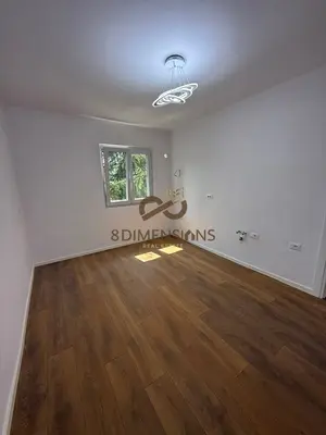 Appartamento 1+1 in vendita a Xhamlliku, Tirana, 34 m². Foto 1 di 6