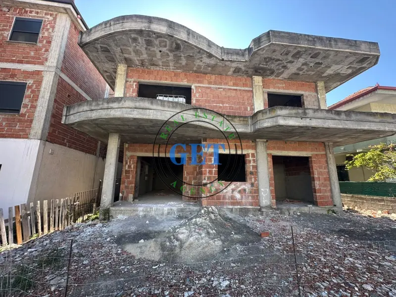 House for sale in Qendra Tregtare Galaktik, Durrës, 292 m²