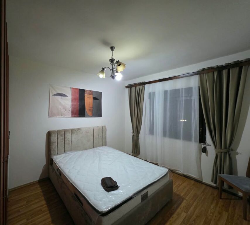 Apartment 2+1 for rent in Sheshi Skënderbej, Tirana, 80 m². Photo 3 of 3