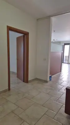 Office for rent in rruga Themistokli Germenji, Tirana, 140 m². Photo 2 of 6