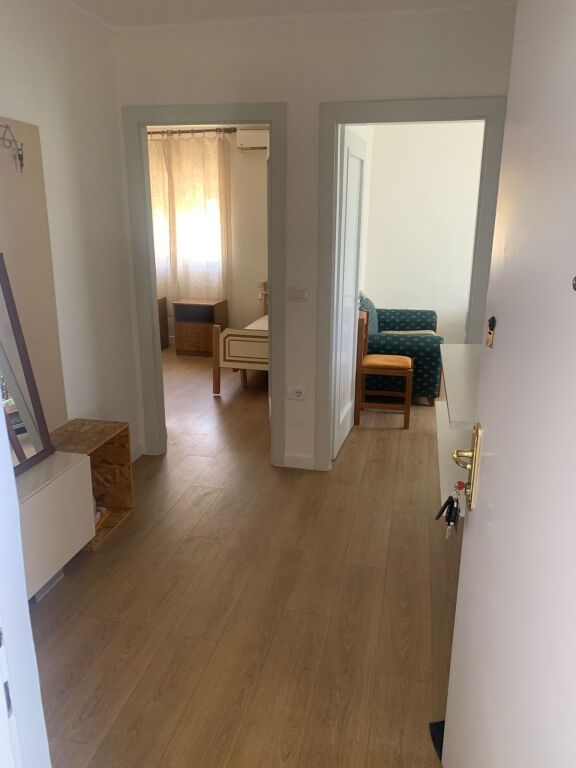 Appartamento 2+1 in affitto a Rruga Fortuzi, Tirana, 70 m². Foto 3 di 3