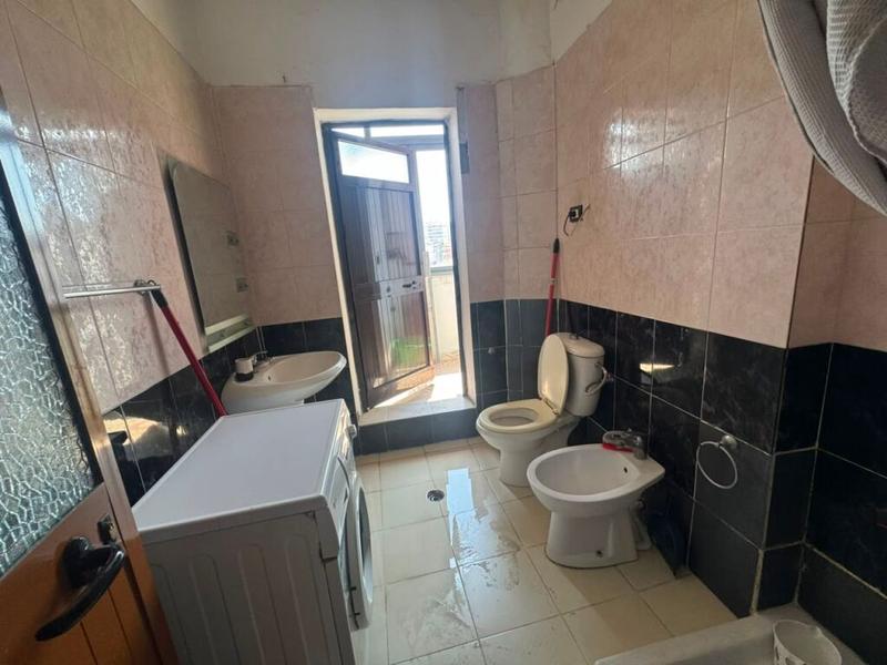 Apartament 1+1 në shitje në Rruga Mujo Ulqinaku, Durrës, 45 m². Foto 2 nga 7