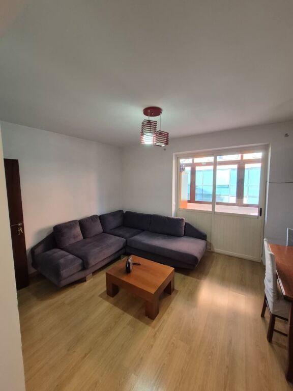Apartment 3+1 for rent in Rruga Myslym Shyri, Tirana, 130 m²