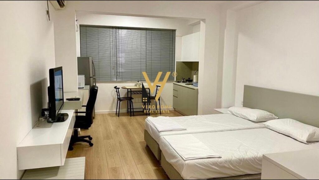Garsoniere me qera në Sheshi Skënderbej, Tiranë, 45 m²