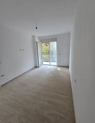 Apartment 1+1 for sale in Rana e Hedhun, Shëngjin, 66 m². Photo 7 of 8