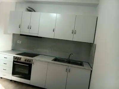 Appartamento 2+1 in affitto a Laprakë, Tirana, 100 m². Foto 3 di 3