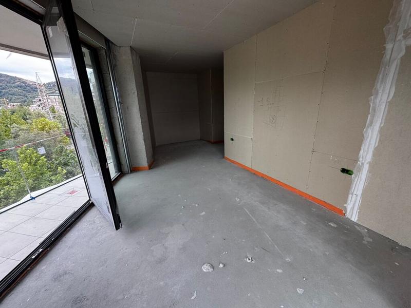 Apartament 2+1 në shitje në Liqeni Thatë, Tiranë, 153 m². Foto 6 nga 10