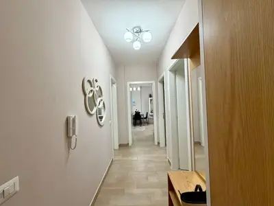 Apartament 2+1 me qera në Mondial Rooftop, Tiranë, 90 m². Foto 6 nga 12