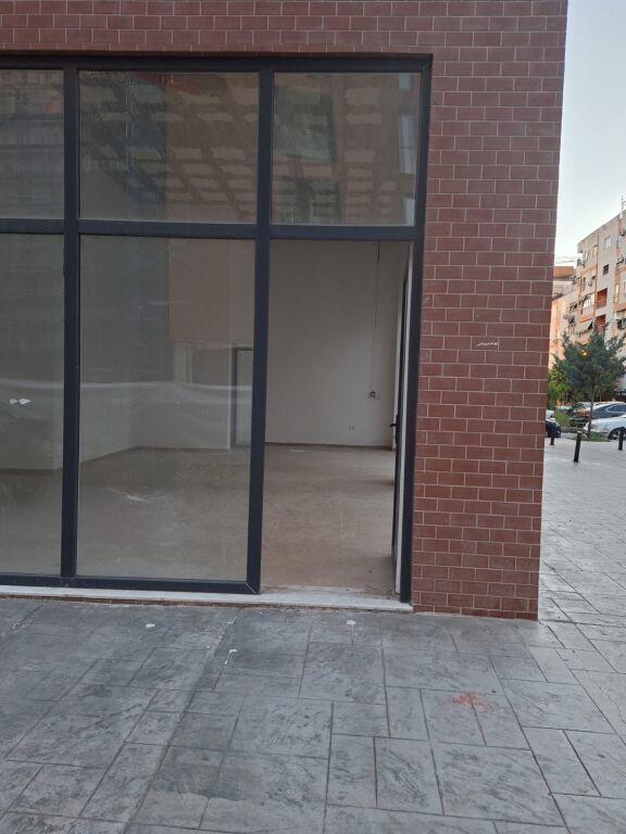 Bar or restaurant for rent in Bulevardi i Ri, Tirana, 60 m²