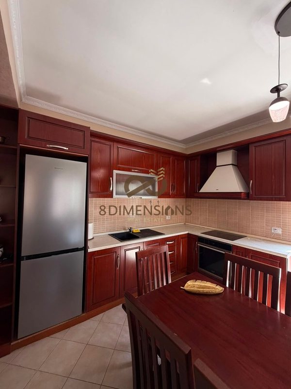 Penthouse 3+1 for rent in Astir, Tirana, 230 m²