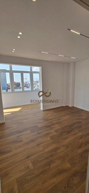 Appartamento 1+1 in vendita a Rruga e Kavajës, Tirana, 65 m²
