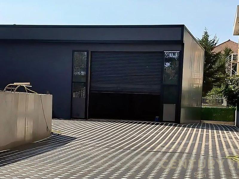 Magazinë me qera në Mëzez, Tiranë, 486 m²