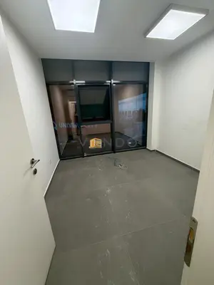 Commercial space for rent in Univers City, Tirana, 139 m². Photo 4 of 9