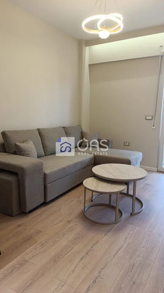 Apartament 1+1 me qera në Rruga e Kavajës, Tiranë, 74 m². Foto 1 nga 6