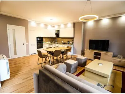 Appartamento 2+1 in affitto a Toptani, Tirana, 117 m². Foto 9 di 9