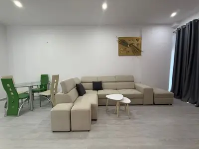 Apartment 1+1 for sale in Uji i Ftohtë, Vlorë, 72 m². Photo 3 of 10