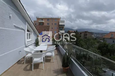 Apartament 2+1 me qera në Kinostudio, Tiranë, 80 m². Foto 6 nga 7