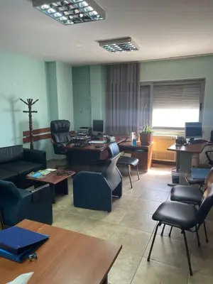 Ufficio in affitto a Selvia, Tirana, 45 m². Foto 1 di 4