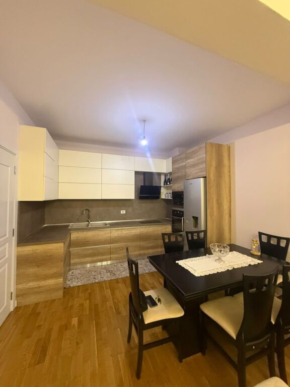 Apartament 2+1 në shitje në Misto Mame, Tiranë, 101 m². Foto 2 nga 3