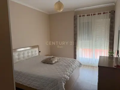 Apartament 2+1 në shitje në Gjykata e Rrethit Gjyqësor Durrës Seksioni Penal, Durrës, 102 m². Foto 7 nga 9