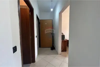 Apartament 1+1 në shitje në Qendër, Vlorë, 50 m². Foto 7 nga 12