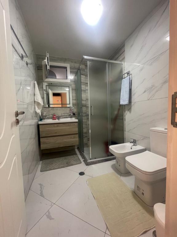 Apartament 2+1 me qera në Dora Residence, Tiranë, 110 m². Foto 8 nga 8