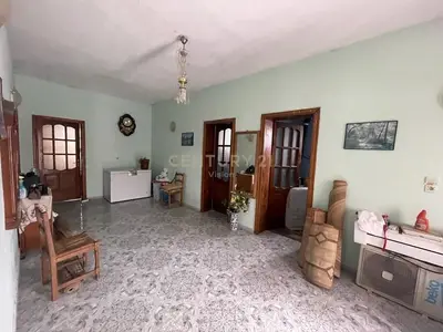 House for sale in Rus, Shkodër, 387 m². Photo 2 of 5