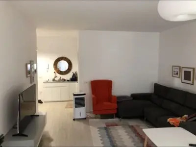 Apartament 3+1 në shitje në Rruga Belul Hatibi, Tiranë, 133 m². Foto 6 nga 12