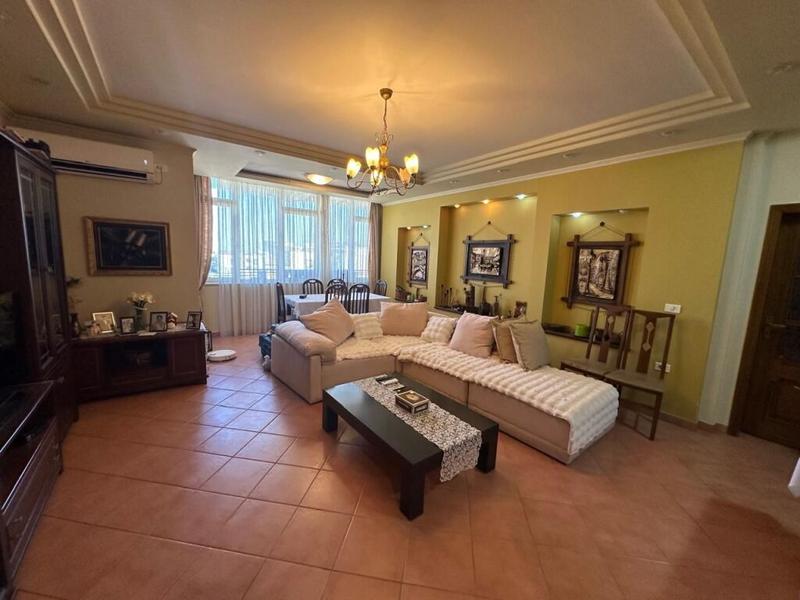Appartamento 2+1 in affitto a Hotel Comfort, Tirana, 120 m²
