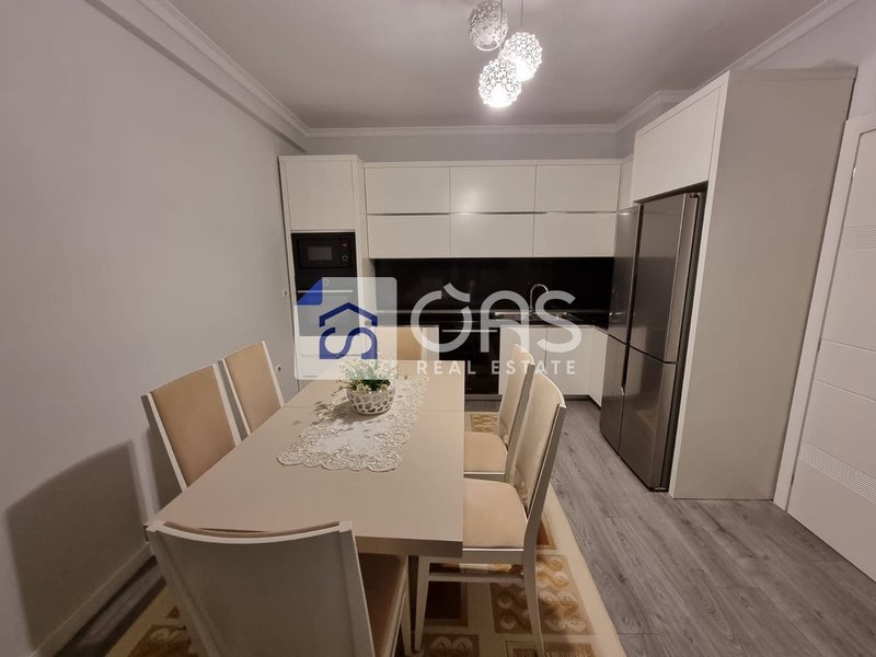 Appartamento 2+1 in affitto a Astir, Tirana, 104 m²