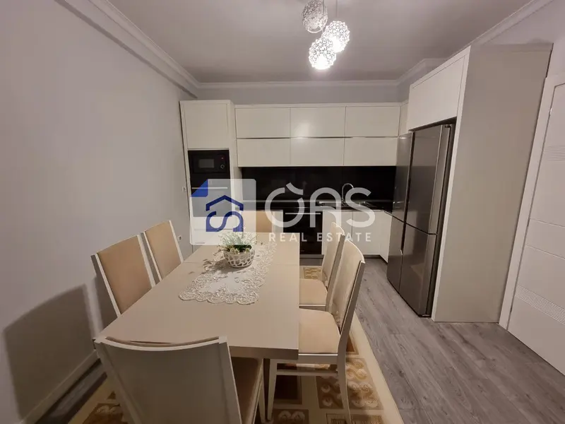 Appartamento 2+1 in affitto ad Astir, Tirana, 104 m²