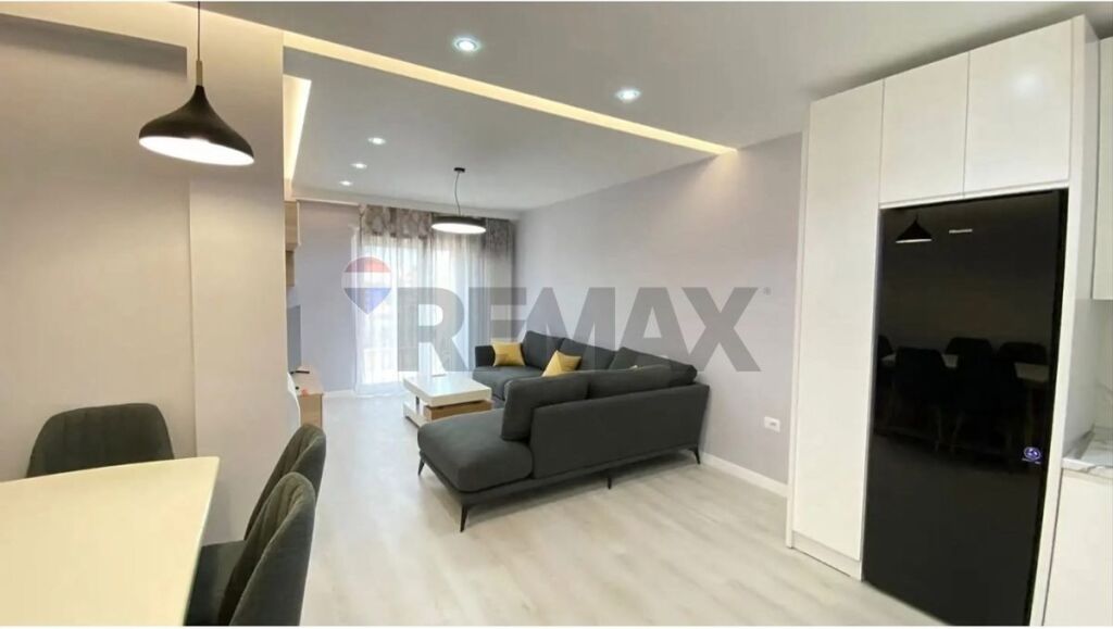 Apartment for rent in Rruga Pjetër Budi, Tirana, 97 m². Photo 2 of 3