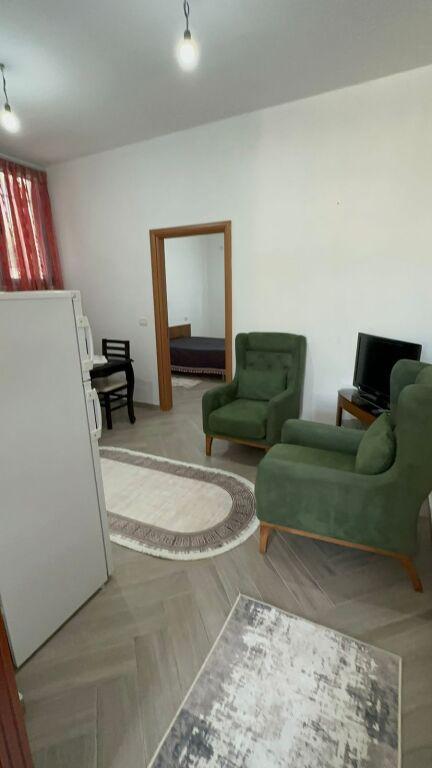 Appartamento 2+1 in affitto a Instituti bujqesor, Kamza, 70 m²