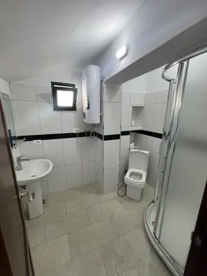 Shtëpi private 1+1 me qera në Ardeno Mobilime, Tiranë, 60 m². Foto 4 nga 5